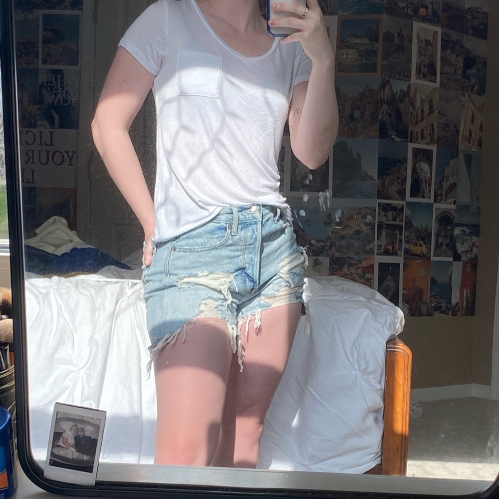 white pocket tee!